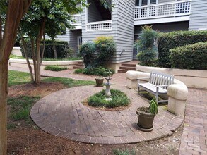 226 Queens Rd in Charlotte, NC - Building Photo - Building Photo