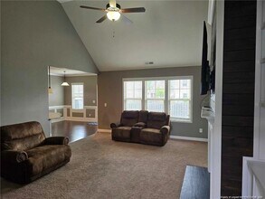 323 Nottingley Dr in Hope Mills, NC - Building Photo - Building Photo