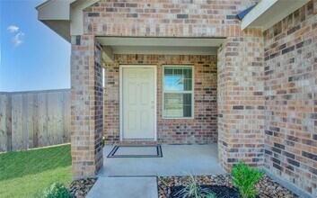 5200 Elrington Vly Ln in Porter, TX - Building Photo - Building Photo