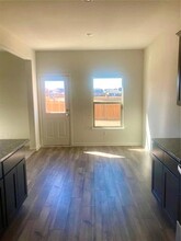 2028 Canterbury Dr in Seagoville, TX - Foto de edificio - Building Photo