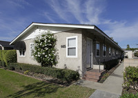 Civic Center Apartments in Brea, CA - Building Photo - Building Photo