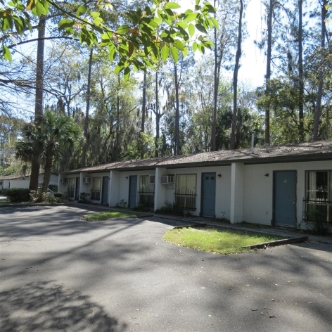 409 NE 11th St in Gainesville, FL - Foto de edificio