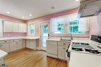 12 Wootton Rd in Essex Fells, NJ - Building Photo - Building Photo