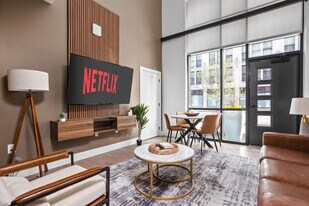 421 N Pennsylvania St in Indianapolis, IN - Building Photo