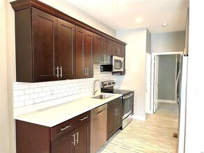 5011 Devonshire Ave, Unit D in St. Louis, MO - Building Photo - Building Photo