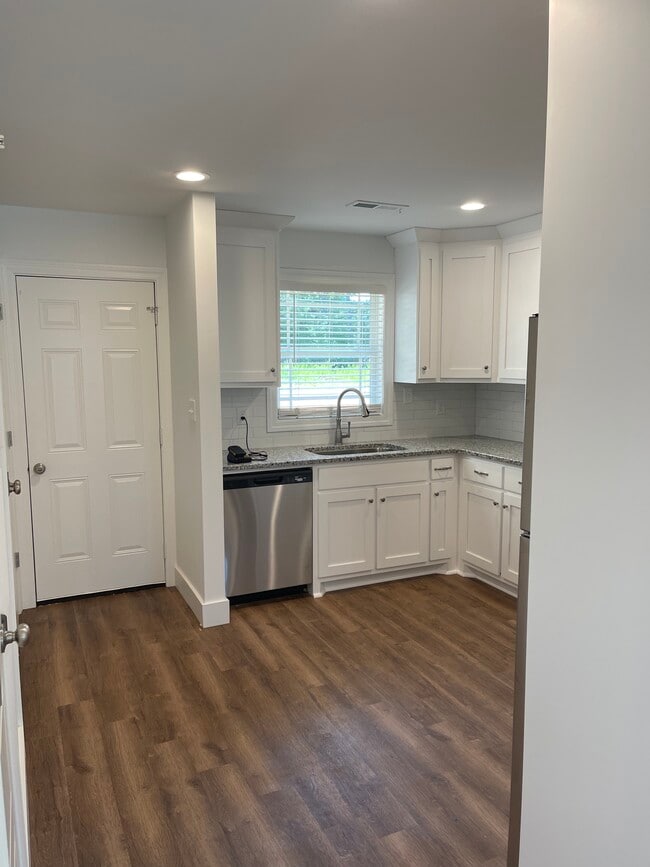 102 Richard Brown Rd, Unit A in Harvest, AL - Building Photo - Building Photo