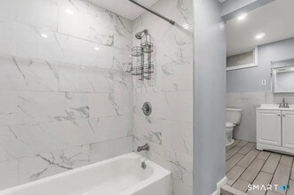 1220 Pembroke St in Bridgeport, CT - Building Photo - Building Photo