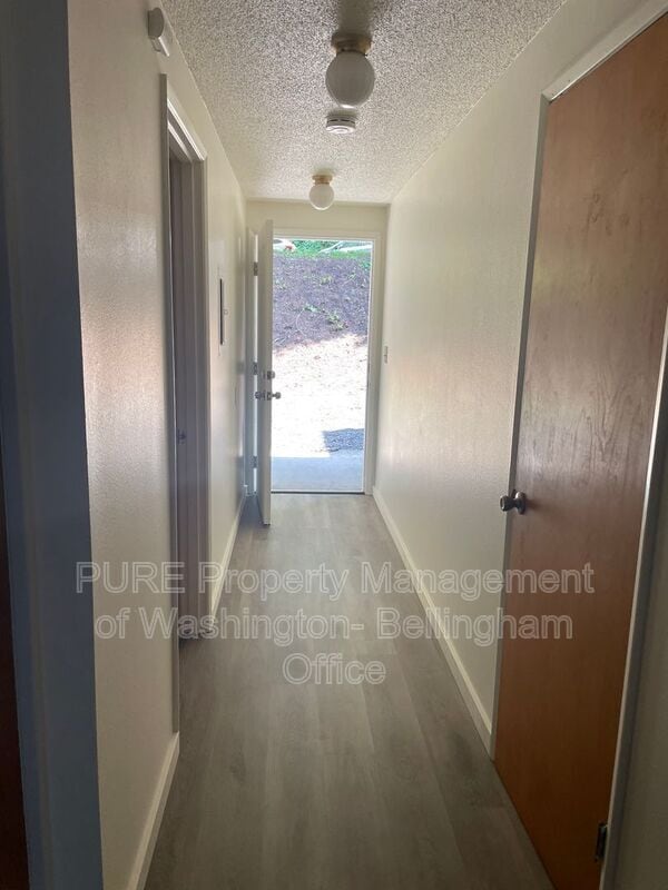 625 N Garden in Bellingham, WA - Foto de edificio - Building Photo