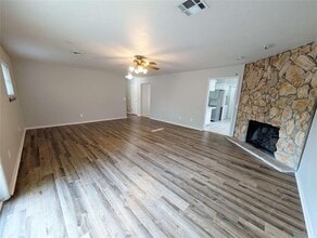 729 W 8th St in Edmond, OK - Building Photo - Building Photo