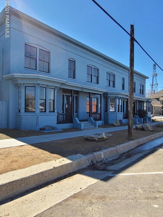 215 E Willis St in Prescott, AZ - Building Photo