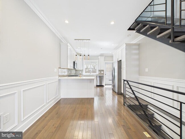 2003 S 8th St in Philadelphia, PA - Building Photo - Building Photo