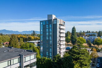 Ashleigh Court in Vancouver, BC - Building Photo - Building Photo