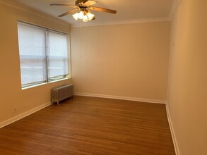 1058 W Granville Ave in Chicago, IL - Building Photo - Building Photo