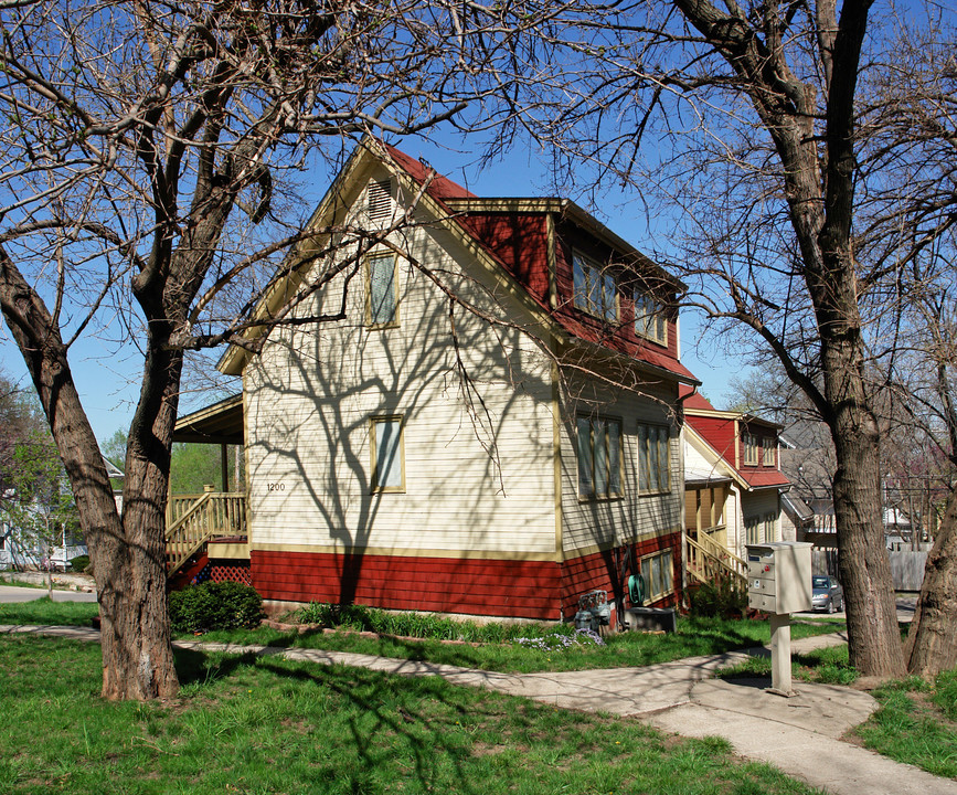 1200-1204 Ohio St in Lawrence, KS - Building Photo