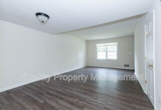 256 Stribling Ave in Charlottesville, VA - Building Photo - Building Photo