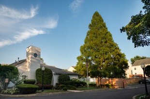 Park Place One Apartments in Philadelphia, PA - Building Photo