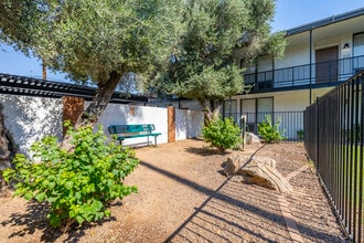 Northern Edge in Phoenix, AZ - Building Photo - Building Photo