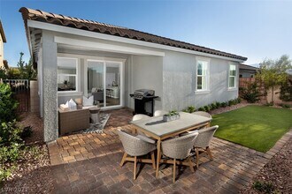 9570 Glasgow Ridge Ct in Las Vegas, NV - Building Photo - Building Photo