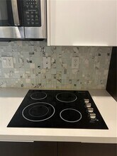 10458 NW 67th St in Doral, FL - Building Photo - Building Photo