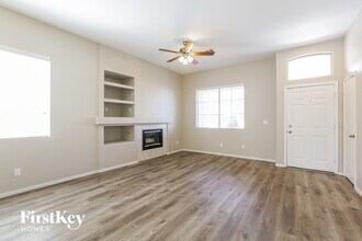 3220 Bracknell St in Las Vegas, NV - Building Photo - Building Photo