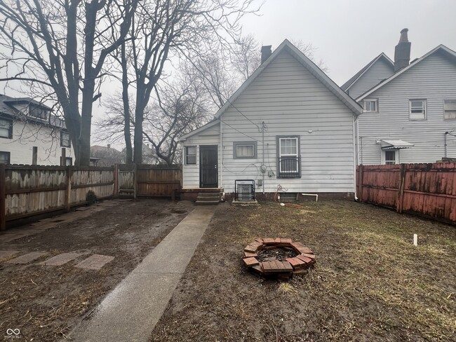 2509 E 10th St in Indianapolis, IN - Building Photo - Building Photo