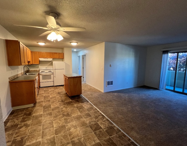 17260 SW Heritage Ct