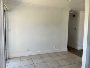 21440 Santa Barbara Dr in Tehachapi, CA - Building Photo - Building Photo