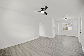 1644 Pawnee St in Ft. Myers, FL - Building Photo - Building Photo