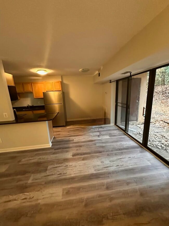 2204 Castle Rock Square in Reston, VA - Building Photo - Building Photo