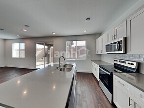 6143 Theodore St in North Las Vegas, NV - Building Photo - Building Photo