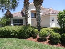 9044 Shadow Glen Way in Ft. Myers, FL - Building Photo