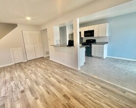 741 Edgelake Point in Schaumburg, IL - Building Photo - Building Photo
