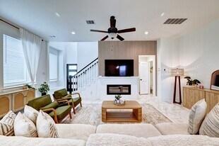 1523 Cathedral Bend Drive in Sienna, TX - Building Photo