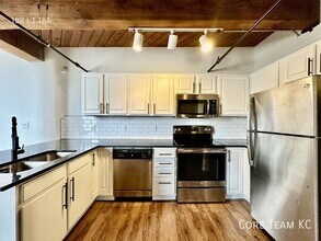 202 W 5th St in Kansas City, MO - Foto de edificio - Building Photo