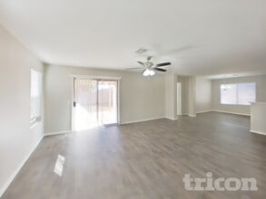 11445 W Cambridge Ave in Avondale, AZ - Building Photo - Building Photo