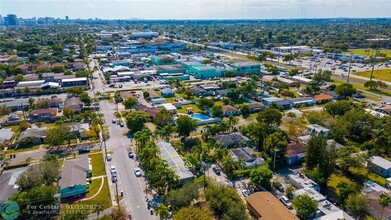 302 SW 15th St in Dania Beach, FL - Building Photo - Building Photo