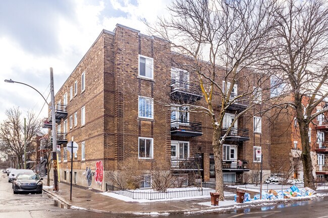 1840-1850 Saint-Joseph Boul E in Montréal, QC - Building Photo - Building Photo