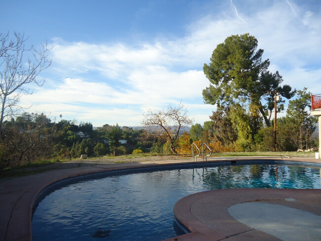 property at 16925 Dormie Pl