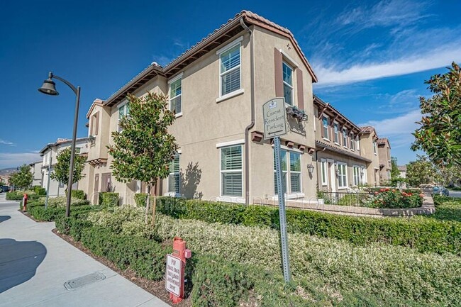 property at 28602 Jardineras Dr