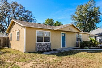10131 Hayward Rd in Spring Hill, FL - Building Photo - Building Photo