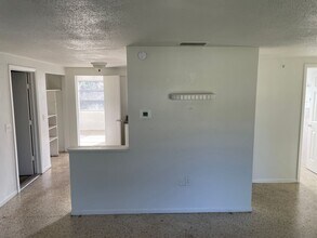 7034 Bellaire Terrace in New Port Richey, FL - Building Photo - Building Photo