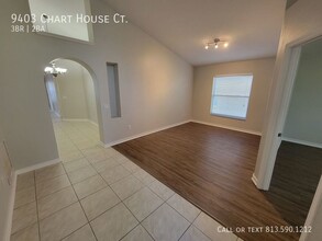 9403 Chart House Ct in Riverview, FL - Foto de edificio - Building Photo