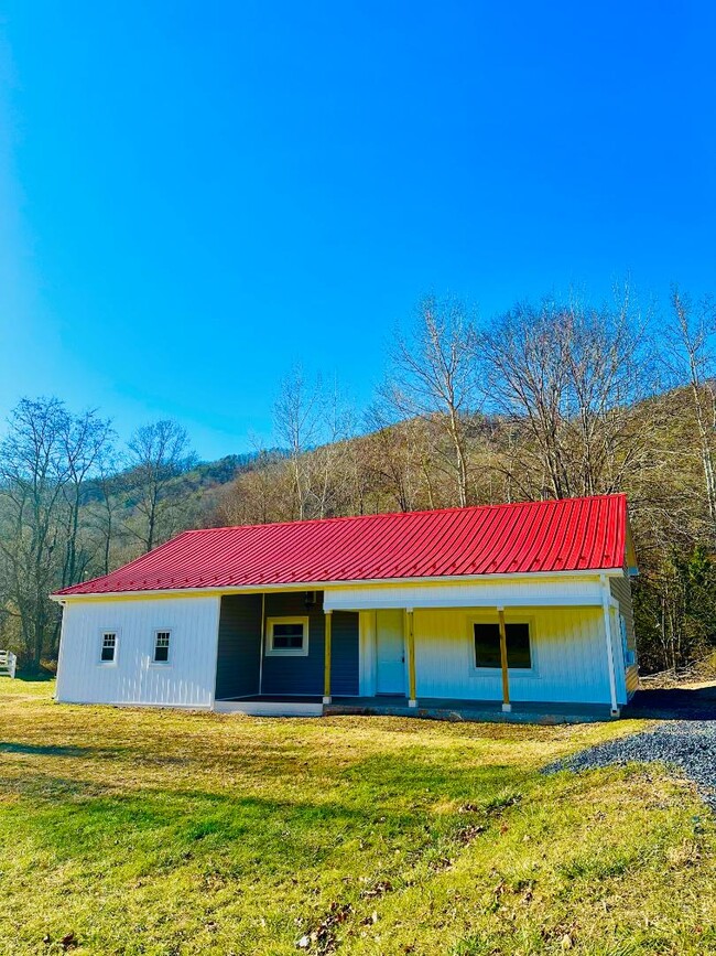 19557 Brocks Gap Rd