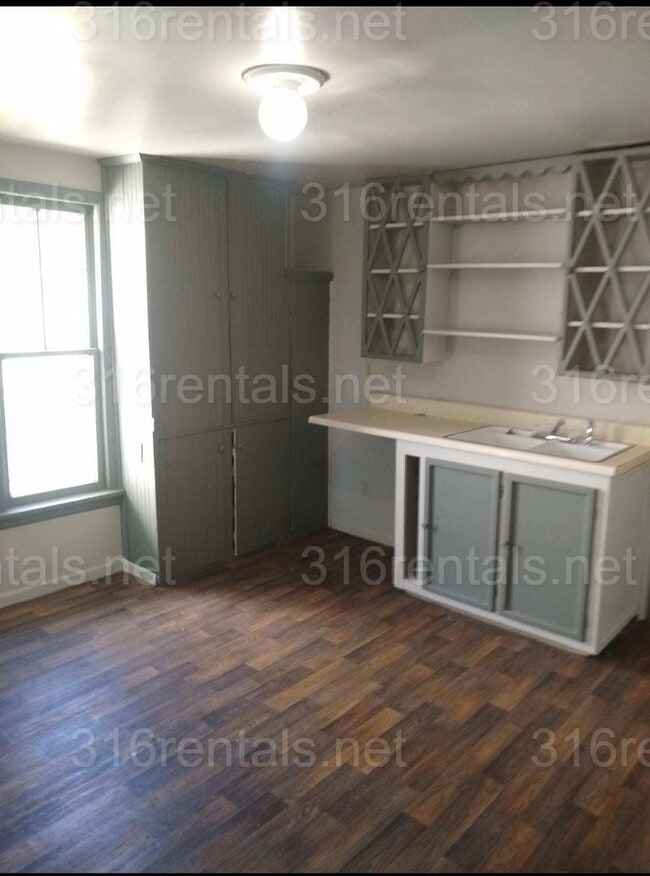 property at 226 SW 3rd St