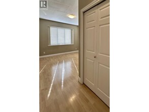 4546 Granville Ave in Richmond, BC - Building Photo - Building Photo