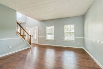 11450 Acton Ln in Waldorf, MD - Building Photo - Building Photo