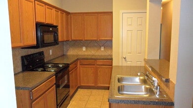 814 Bur Oak Dr in Burleson, TX - Building Photo - Building Photo