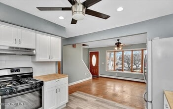 64 Waackaack Ave in Keansburg, NJ - Building Photo - Building Photo