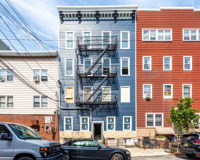 406 Madison St in Hoboken, NJ - Building Photo - Building Photo