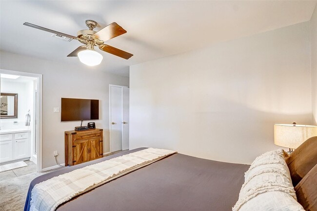 property at 9218 Hammerly Blvd